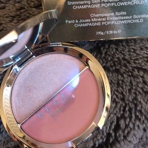 BeccaxJaclynHill split pans